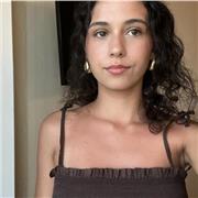 Estudiante de medicina apto para todos los cursos, desde primaria hasta bachillerato.